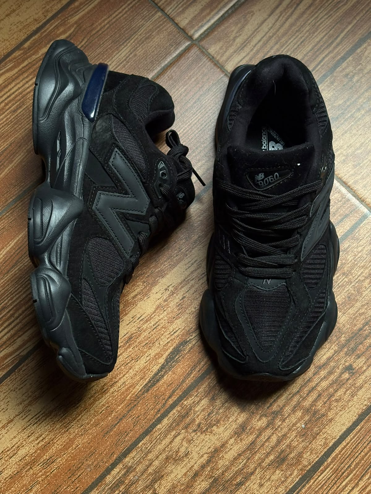 NEW BALANCE 9060 NEGRO